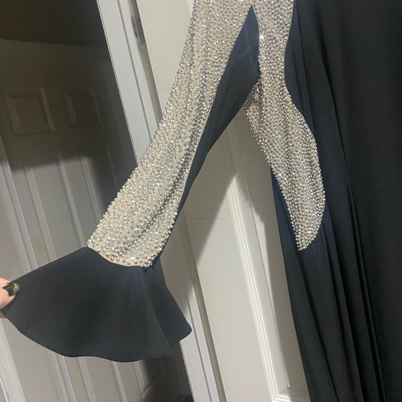 XSCAPE long colorblocked gown - Picture 7 of 7